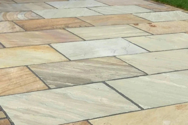 Fossil Mint Indian Sandstone - 900x600mm - 22mm Calibrated - Paving Slabs