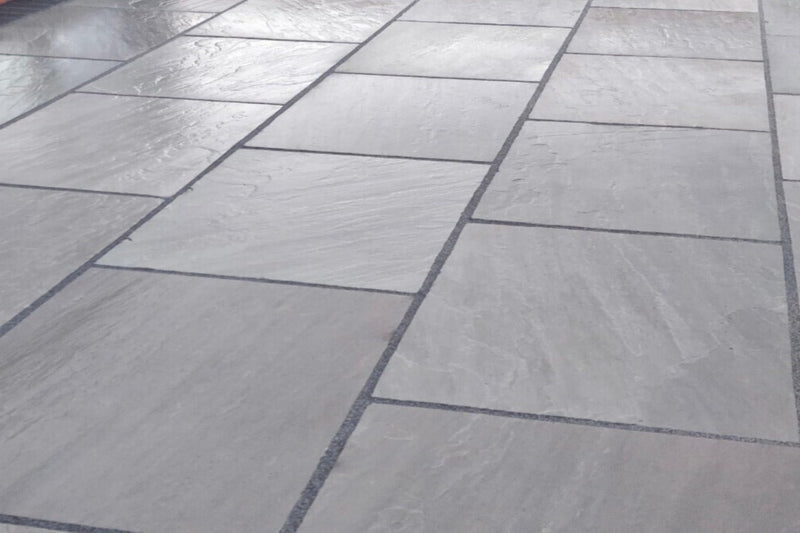 Kandla Grey Indian Sandstone - 900x600mm - 22mm Calibrated - Paving Slabs